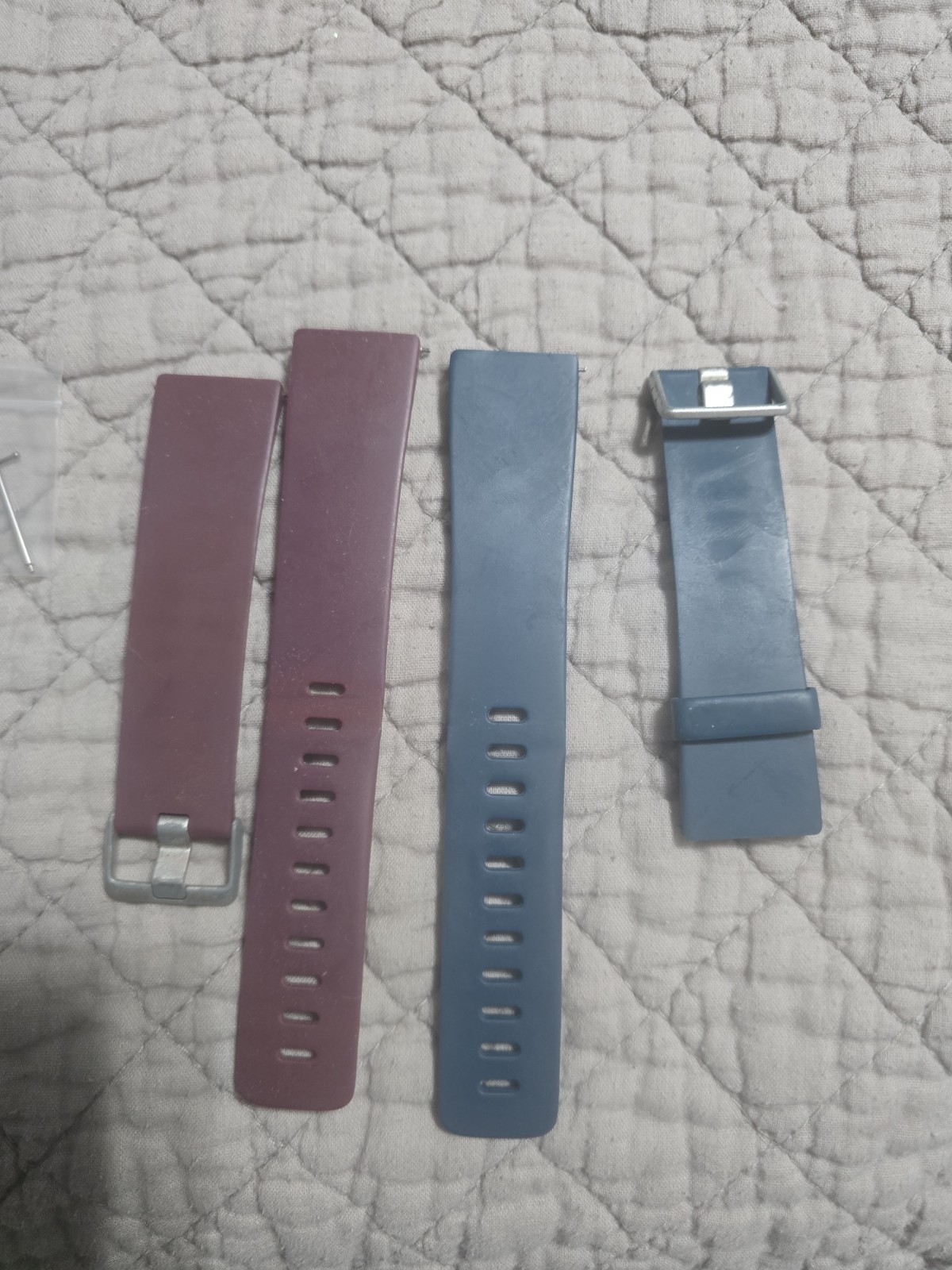 Fibit Versa 2 Smart Watch With 7 Extra Bands