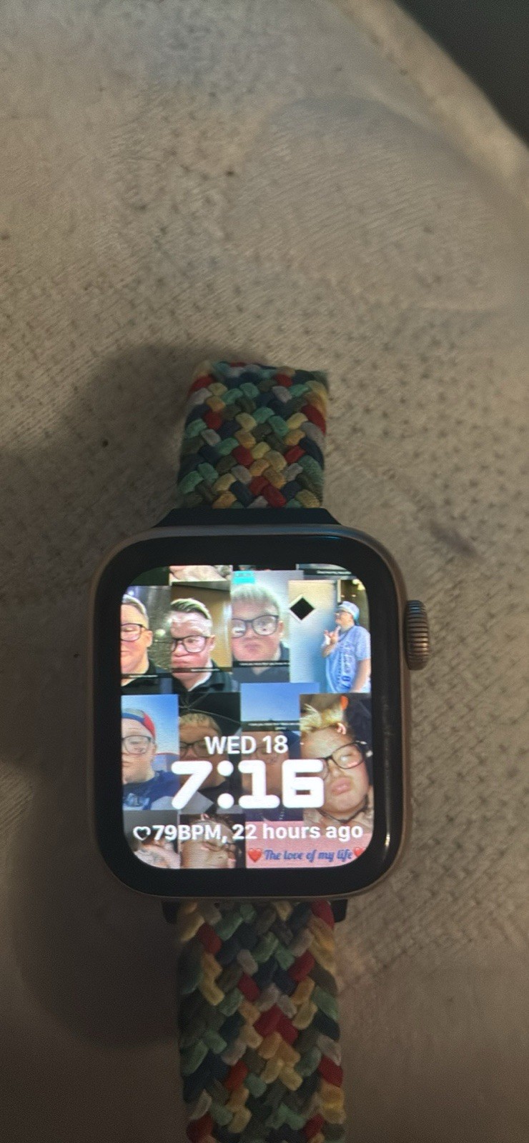 Apple Smartwatch Gold Aluminum Case Multicolor Fabric Band Touch Screen iOS