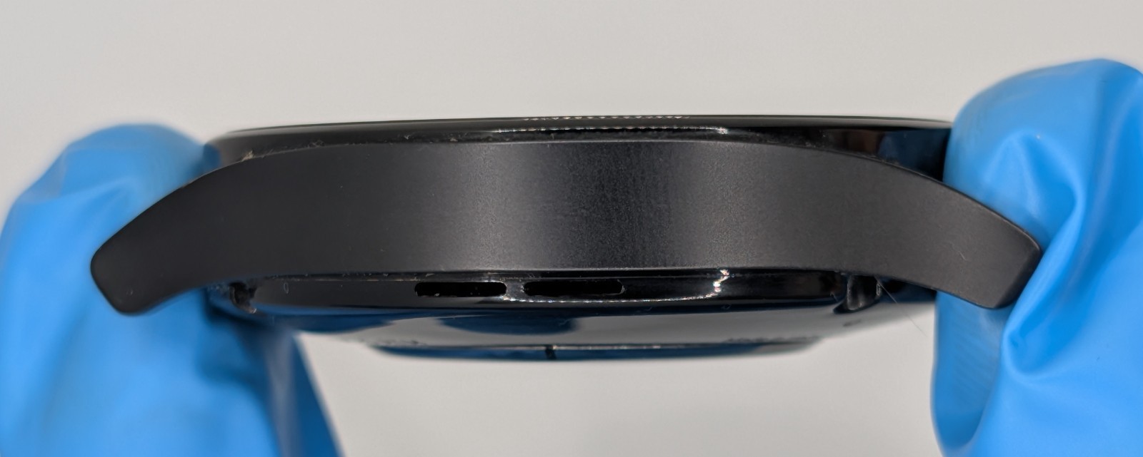 Samsung Galaxy Watch 5 – 44 mm Bluetooth / Graphite (Very Good). ~MAW~