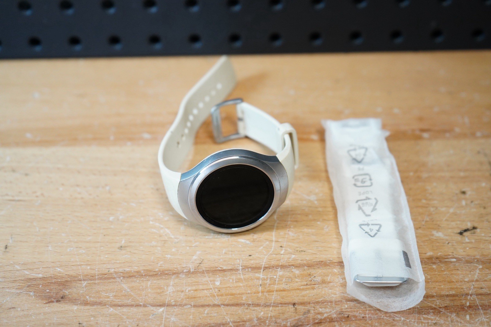 (M) Samsung Gear S2 Smart Watch SM-R730A NO CORDS