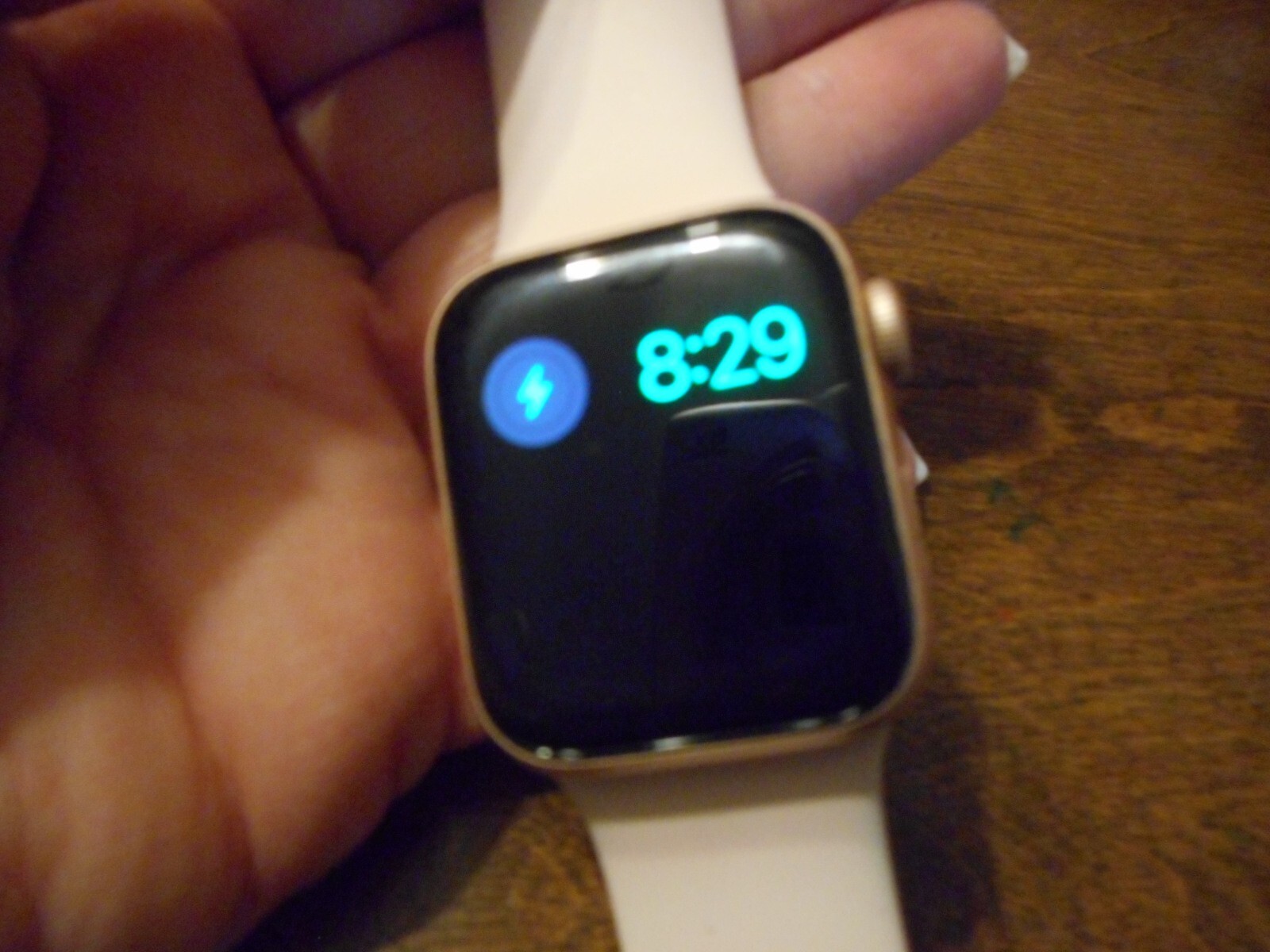 Apple Watch Series 4 Gold Aluminum Case Pink Sand Bands Box Instructions