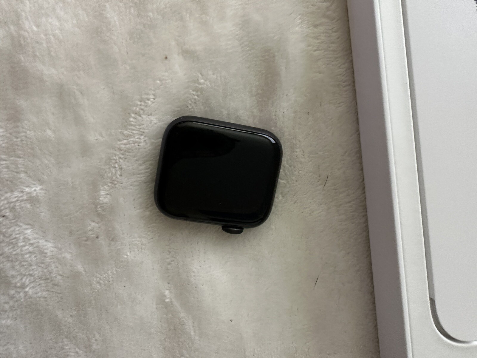 Apple Watch Series 6 40MM (GPS + Cellular) – Black – A2293