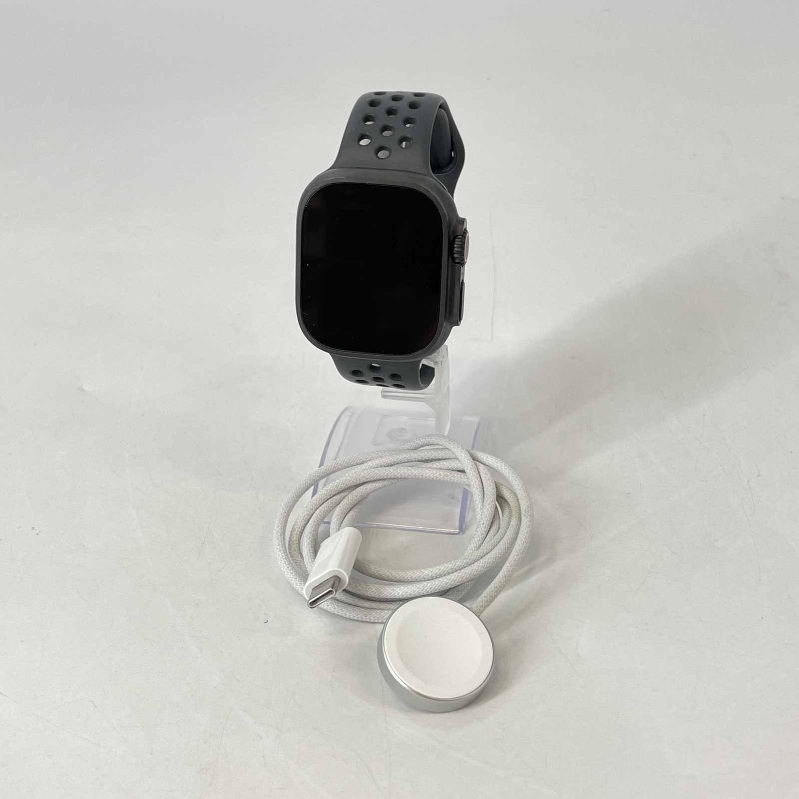 Apple Watch (Ultra 3) 49mm Black Titanium (LTE) w/ Black Nike Sport – Excellent