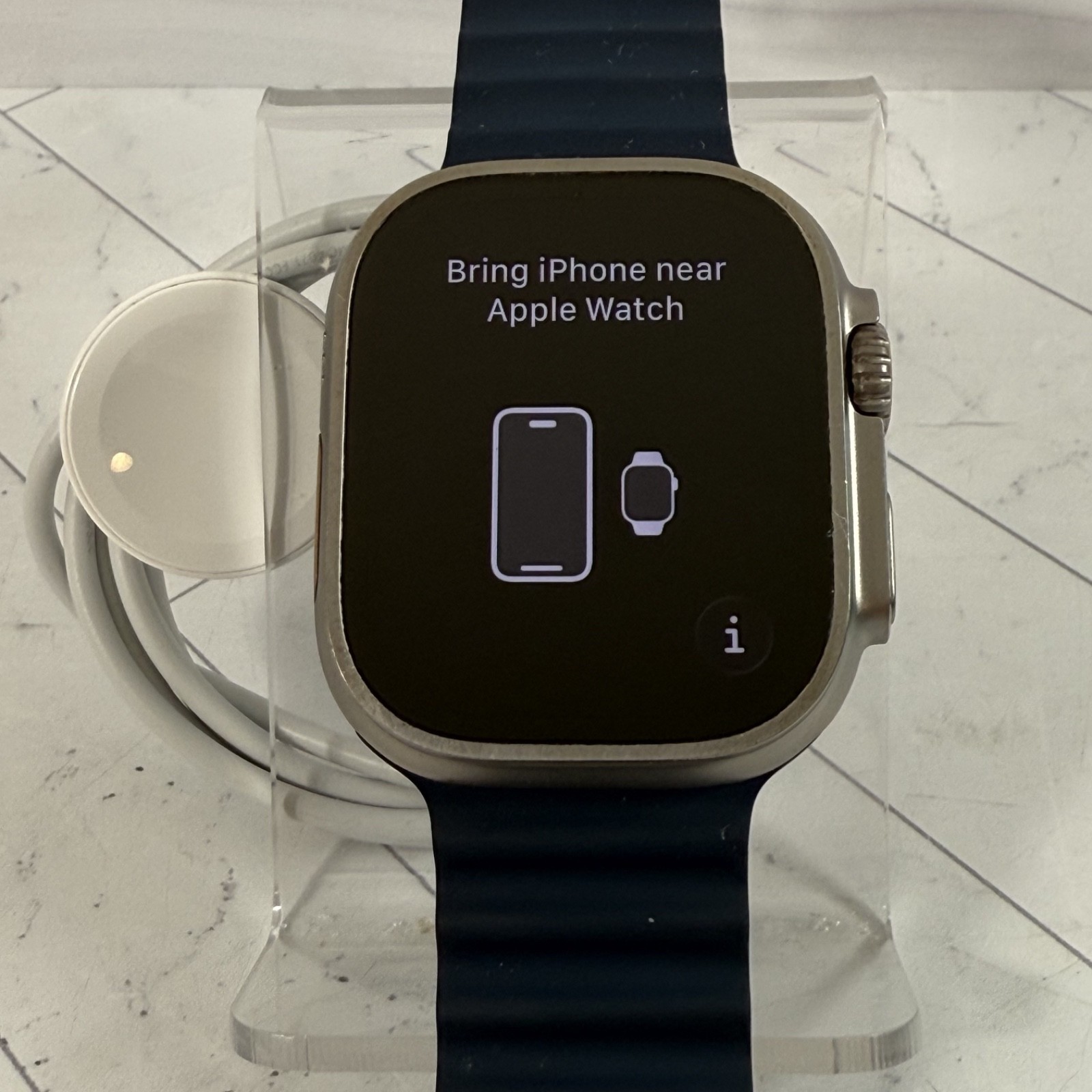 Apple Watch Ultra 2 49mm Unlocked Natural Titanium Unlocked Sport Band #H106