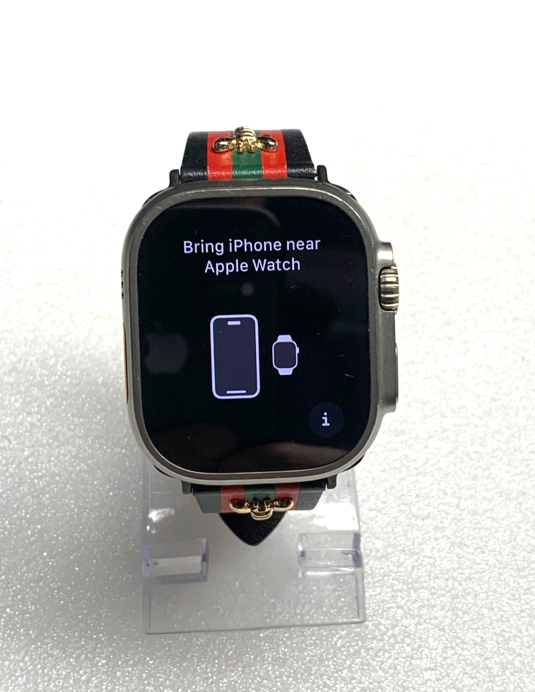 Apple Watch Ultra 2 49mm Titanium Case (GPS+Cellular) – Multicolor Band