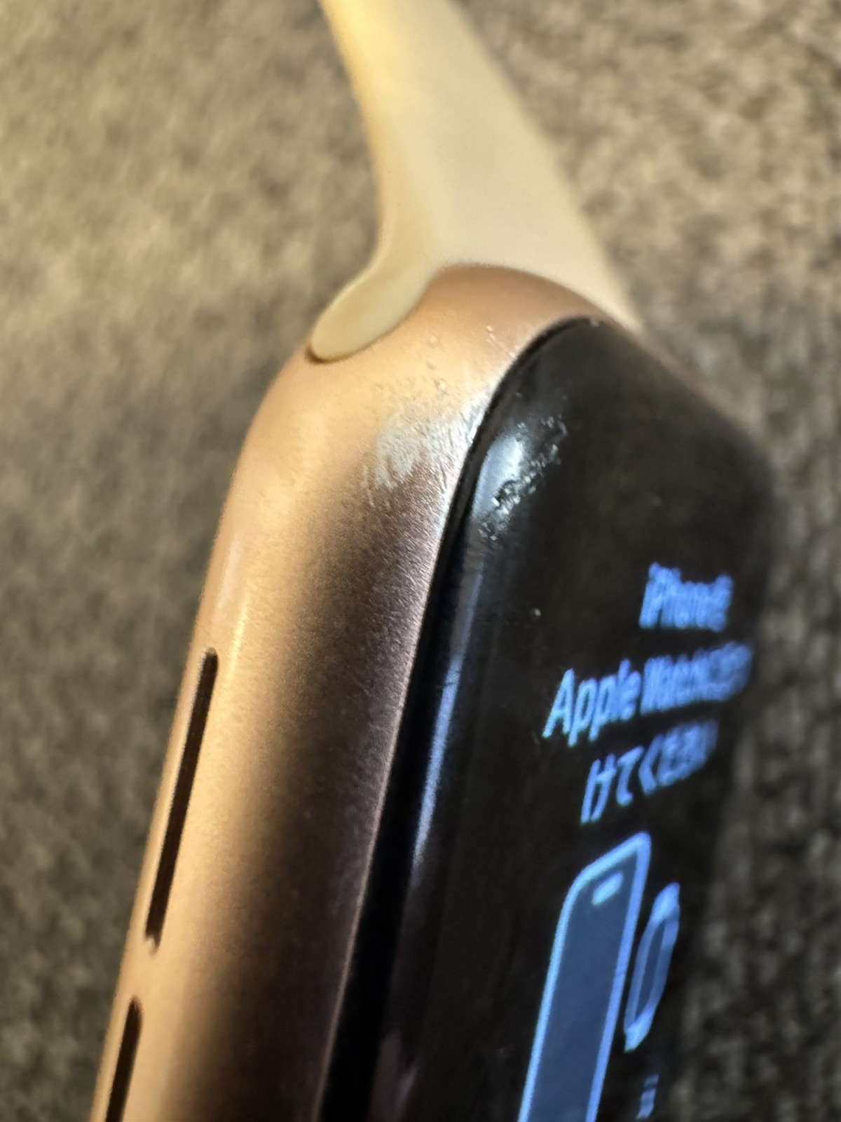 Gold/pink Apple 40mm Apple Watch Series 4 khaki/tan S/M band