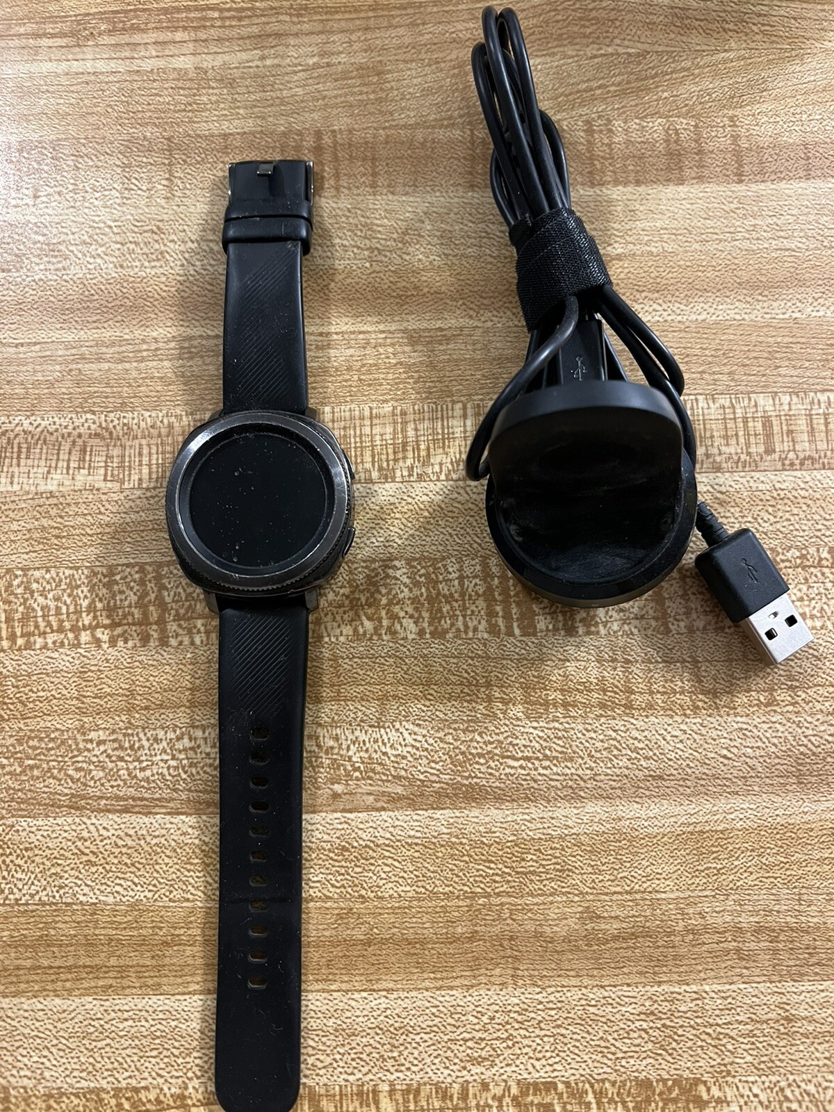 Samsung Gear Sport Watch 44.6mm – Black – Model SM-R600- Rubber Wrist Band