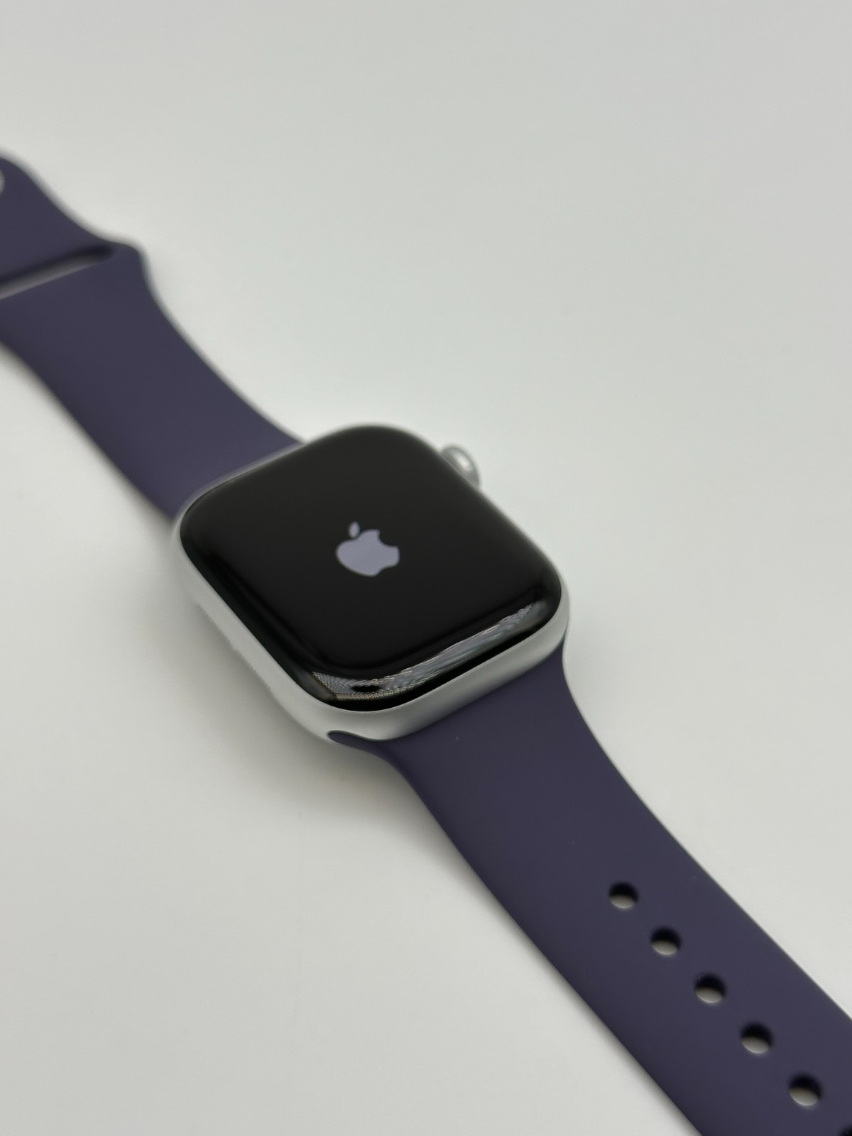 Apple Watch Series 11 42mm GPS Silver Case w Purple Fog Sport Band S/M MEU64LW/A