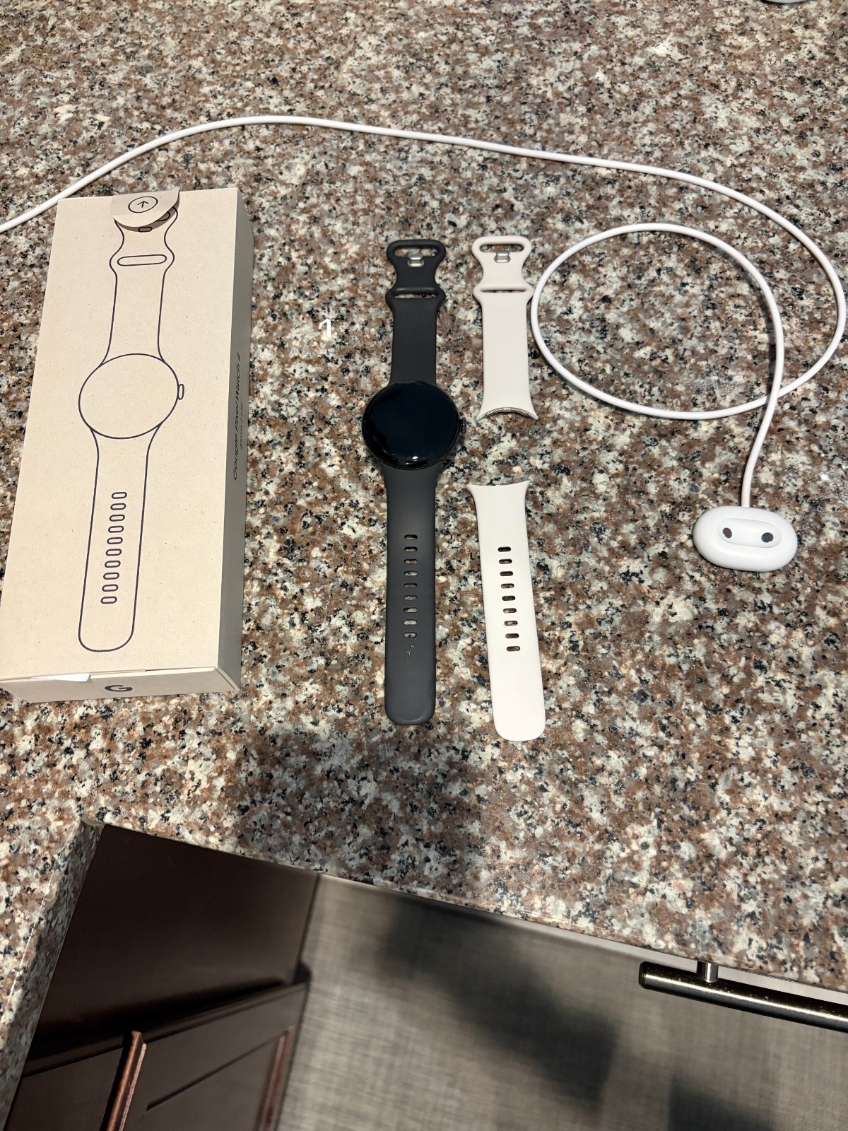 Google Pixel Watch 4 41mm LTE Obsidian Matte Black
