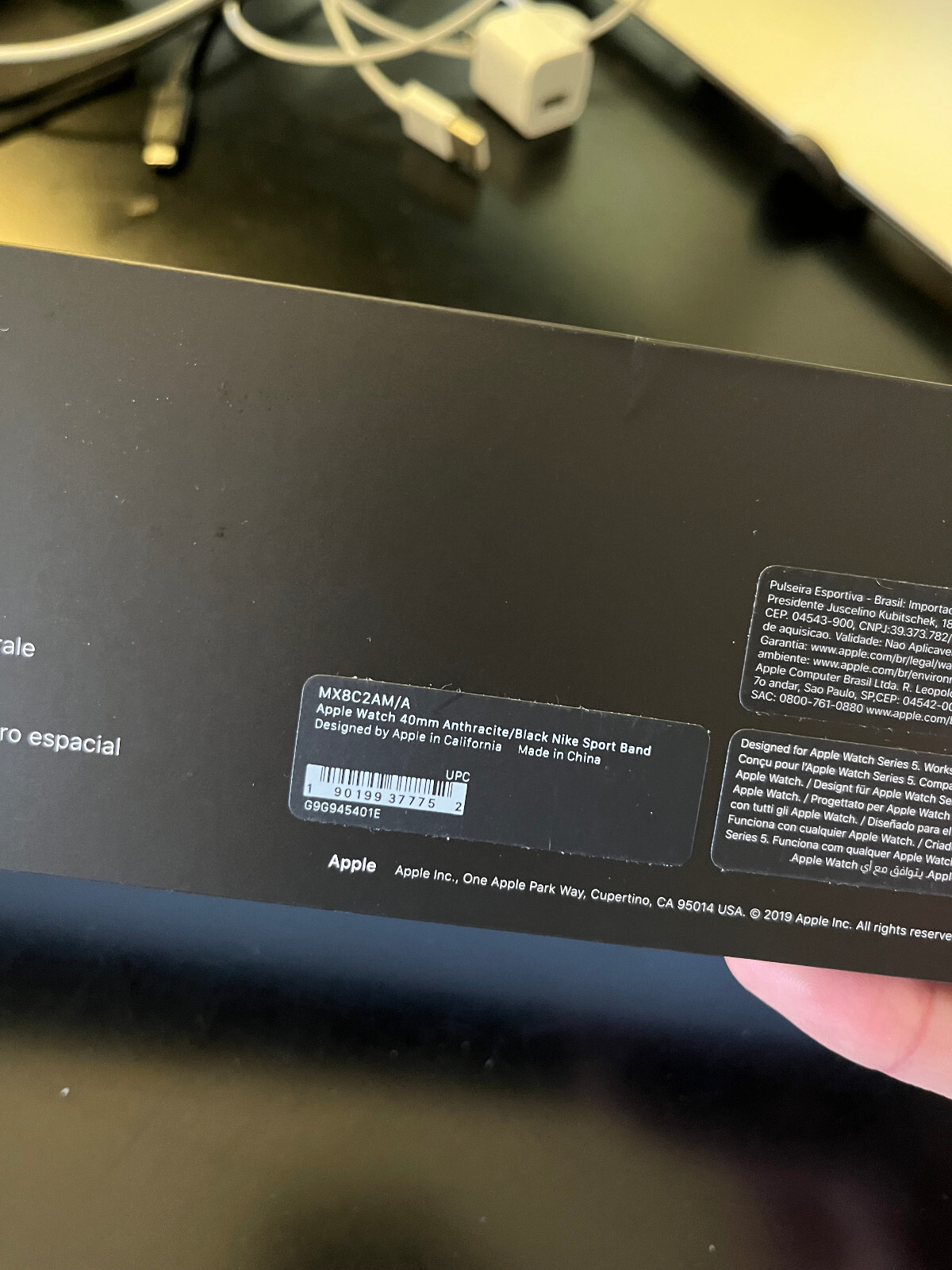 Apple Watch Series 5 40mm Cellular Space Gray Aluminium w/ Nike Sport Band A2094