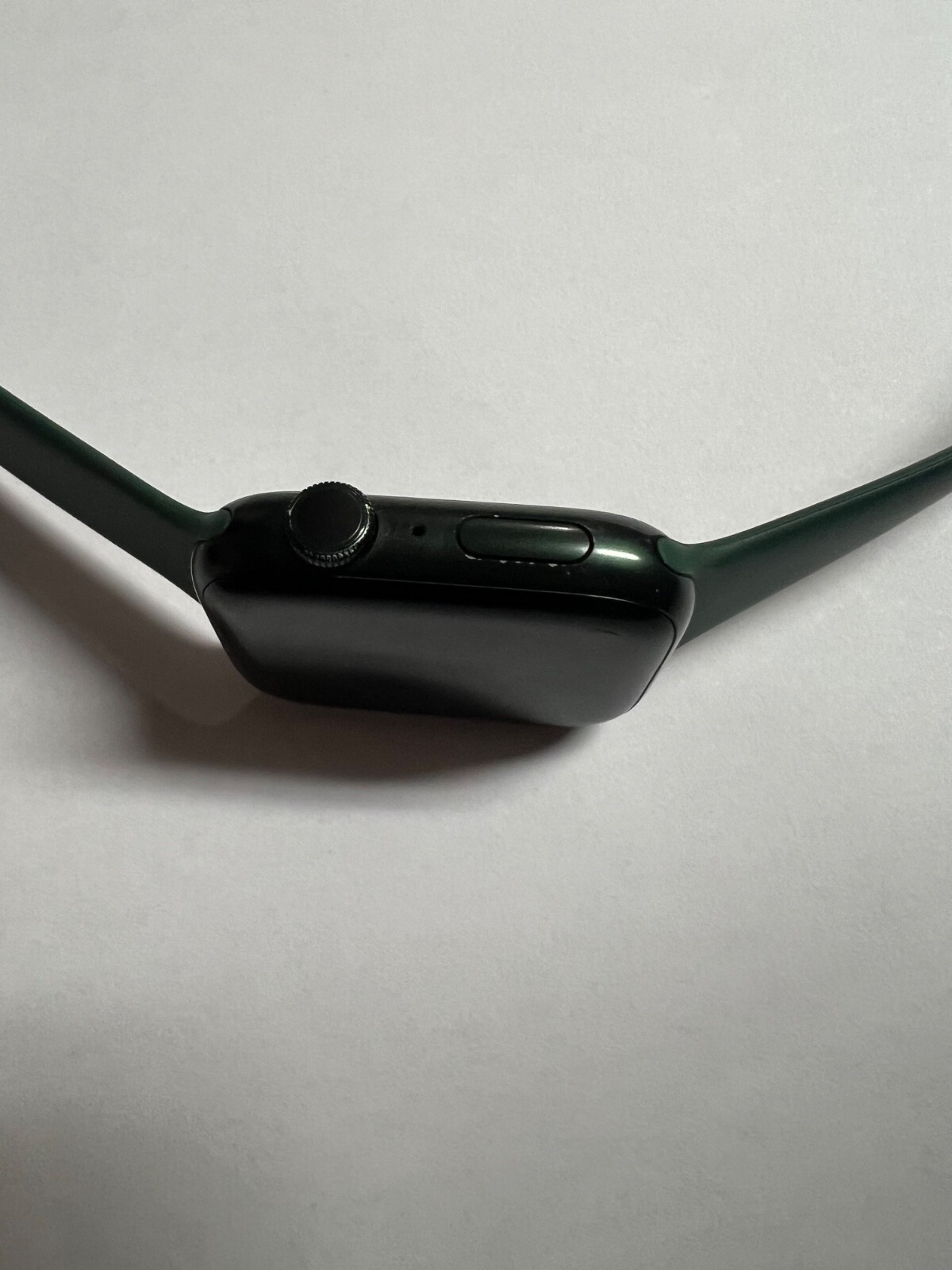 Apple Watch Series 7 45mm Green Aluminum Case with Sport Band – Great condition