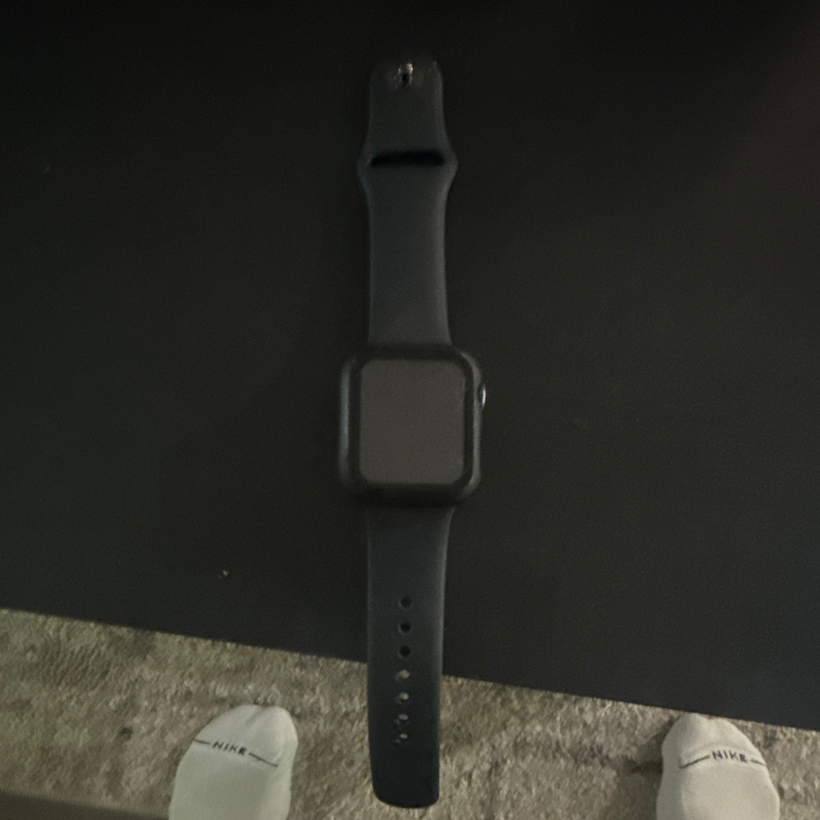 Apple Watch SE 2024 Series 2 40mm Black Aluminum Case Black Silicone Band 16GB
