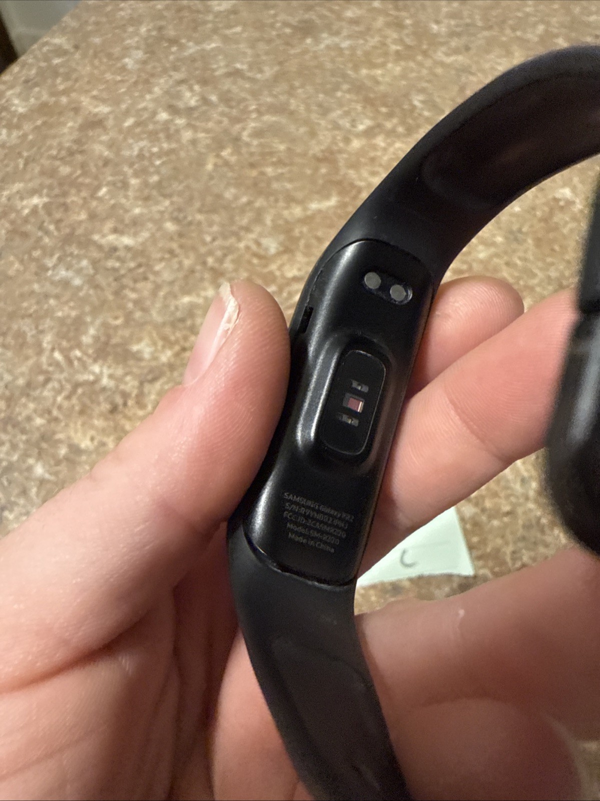 Samsung Galaxy Fit 2 SM-R220 – Bluetooth Fitness Tracking Smart Band Black