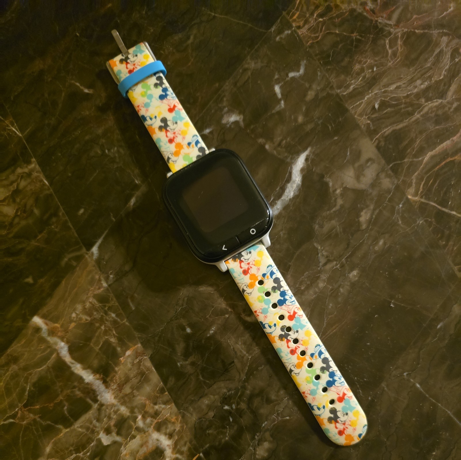 Verizon GizmoWatch™ Mickey Mouse 90th Anniversary Edition – GPS, Calling, Etc.