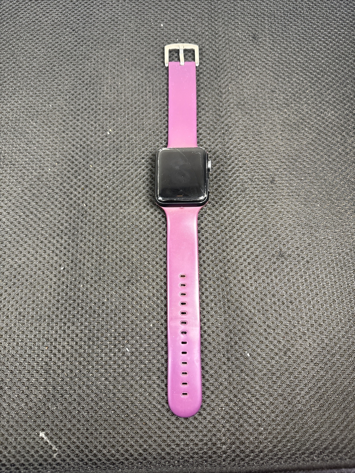Apple iWatch Series 3 GPS WR-50M 42 MM Space Gray Aluminum With Pink/Purple Band