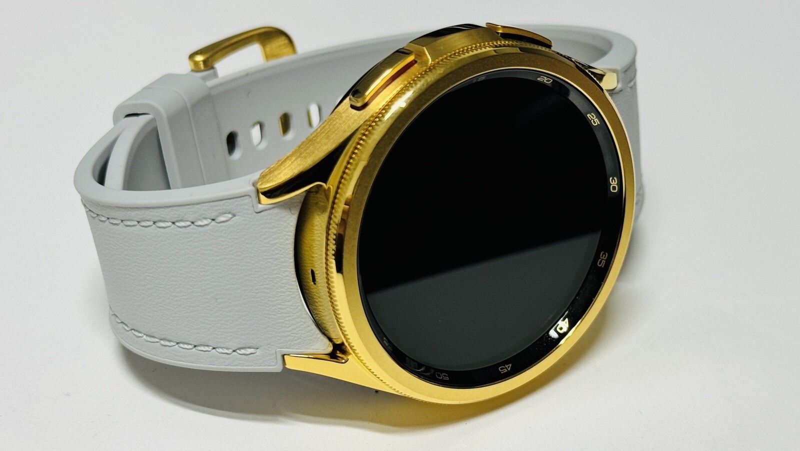 Samsung Galaxy Watch 6 47mm Custom 24k Gold with Fabric Gray Band 2023