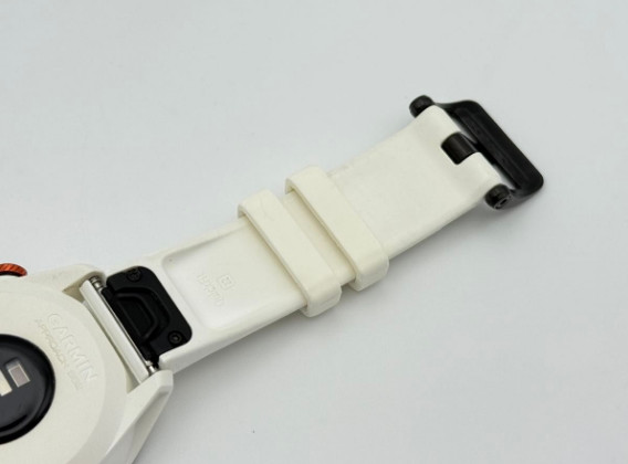 GARMIN APPROACH S62 Watch White GPS Golf Navigator – Japan Edition Used