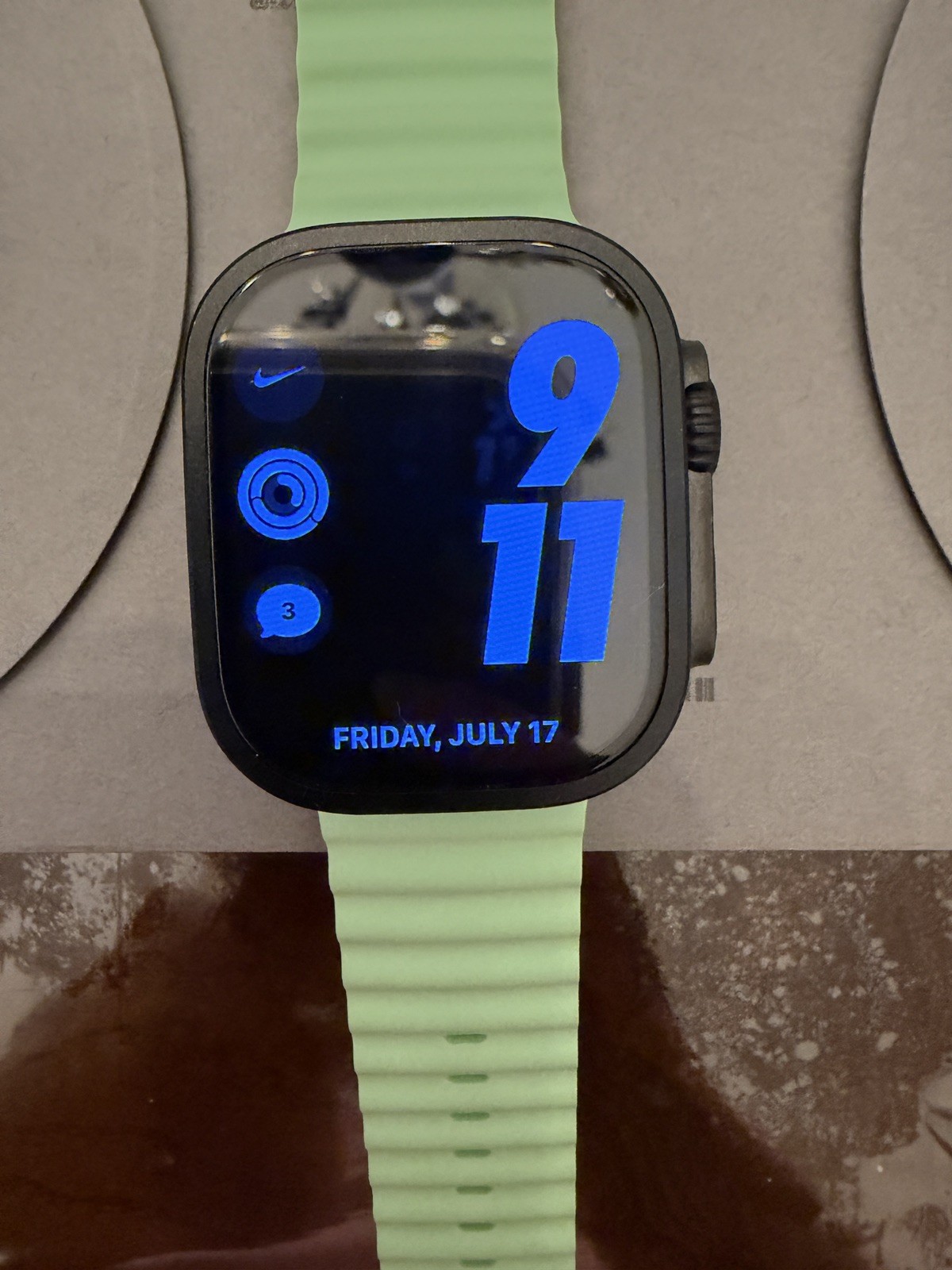 Apple Watch Ultra 3 GPS + Cellular 49mm Black Titanium With 1 Ocean Band A3281