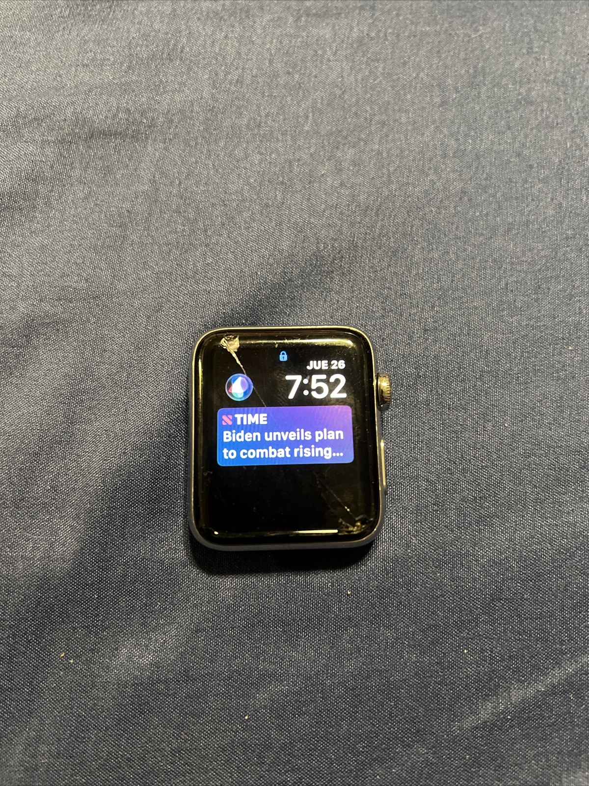 Apple Watch Series 3 42mm Stainless Steel Case GPS Cellular *Cracked Screen NoIC