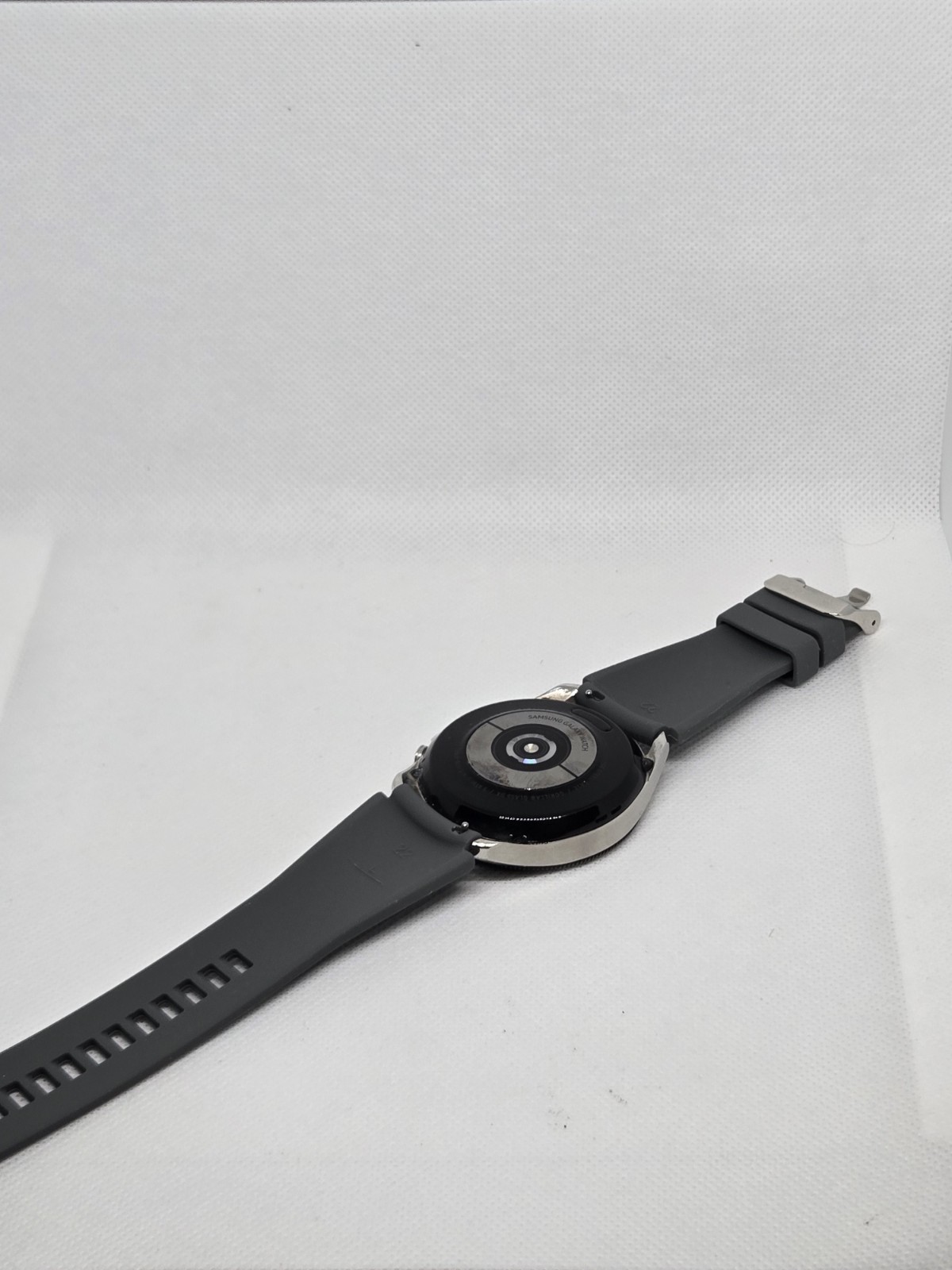 Samsung Galaxy Watch 42mm LTE Silver SM-R815U Smartwatch Excellent Condition