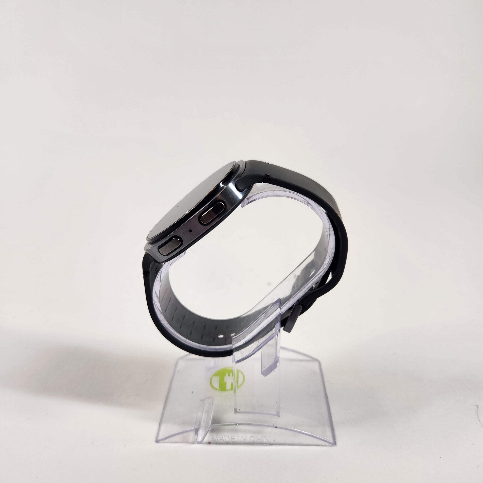 Unlocked Samsung Galaxy Watch8 Armor Aluminum SM-L335U