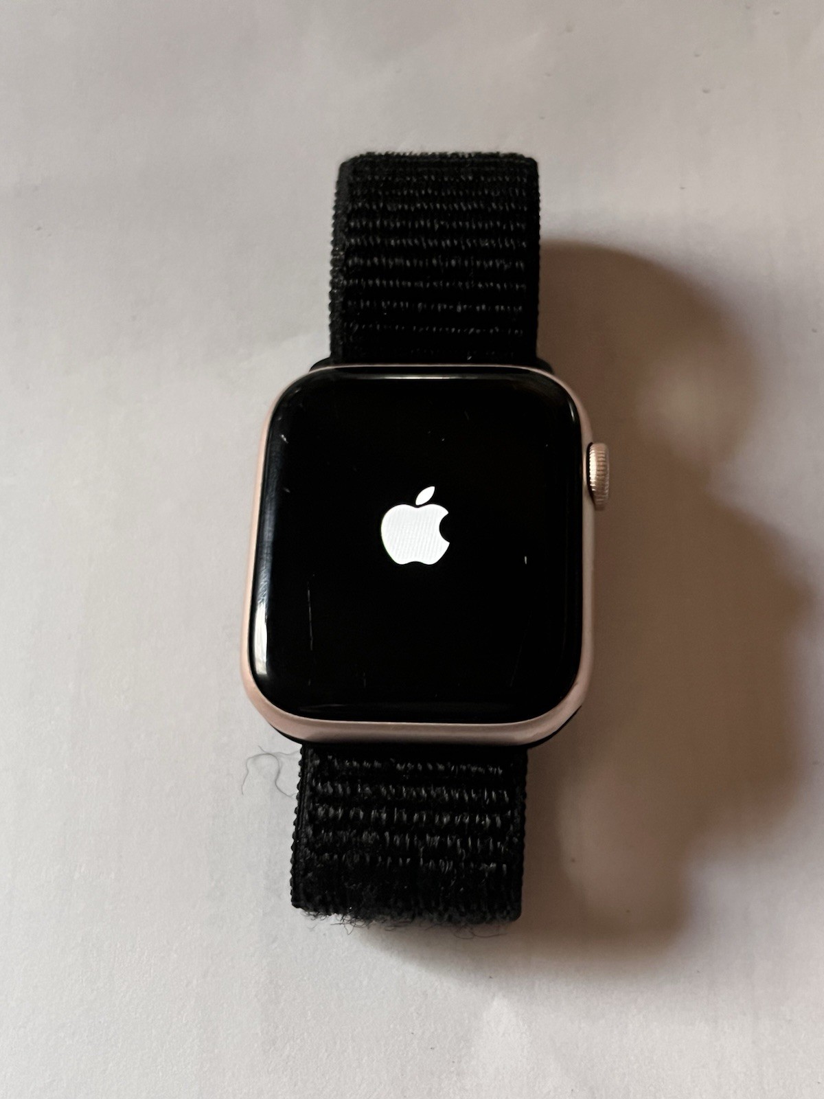 Apple Watch Series 5 44mm Gold Pink GPS + Cellular Smartwatch – Works Great