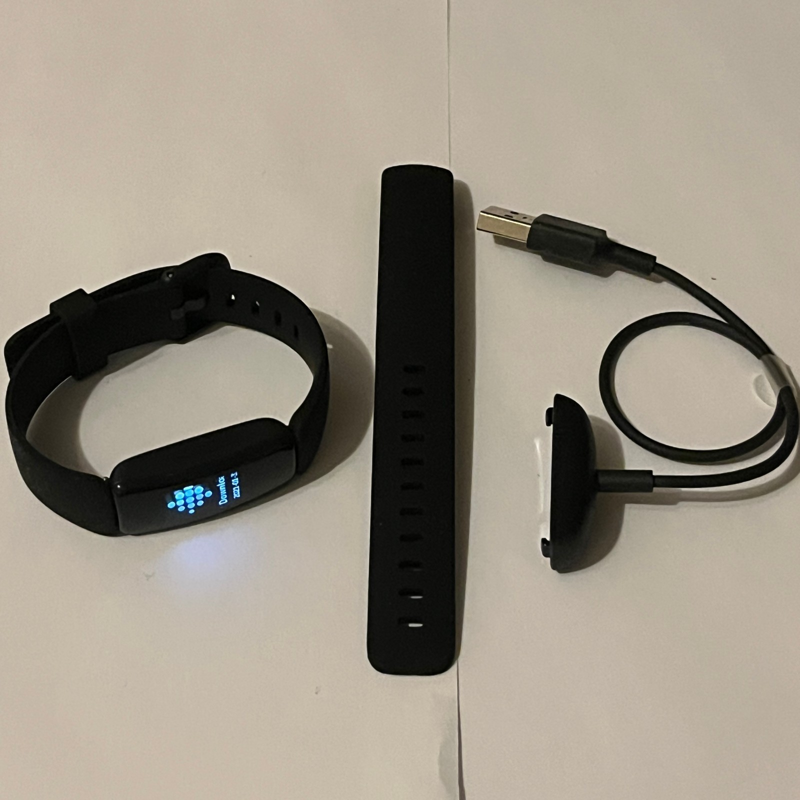 Fitbit Inspire 2 Fitness Activity Tracker + Heart Rate Monitor Pink Band FB418
