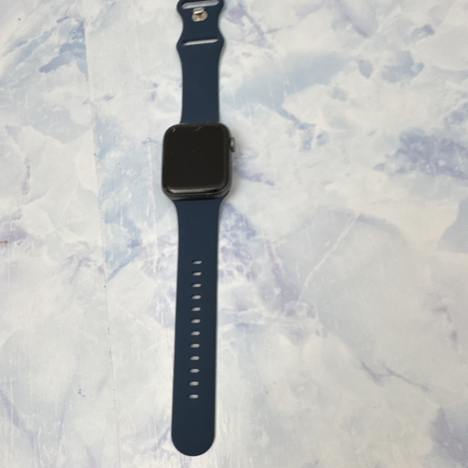 Apple Watch Series 4 44mm Black Aluminum Case GPS 16GB Blue Silicone Band