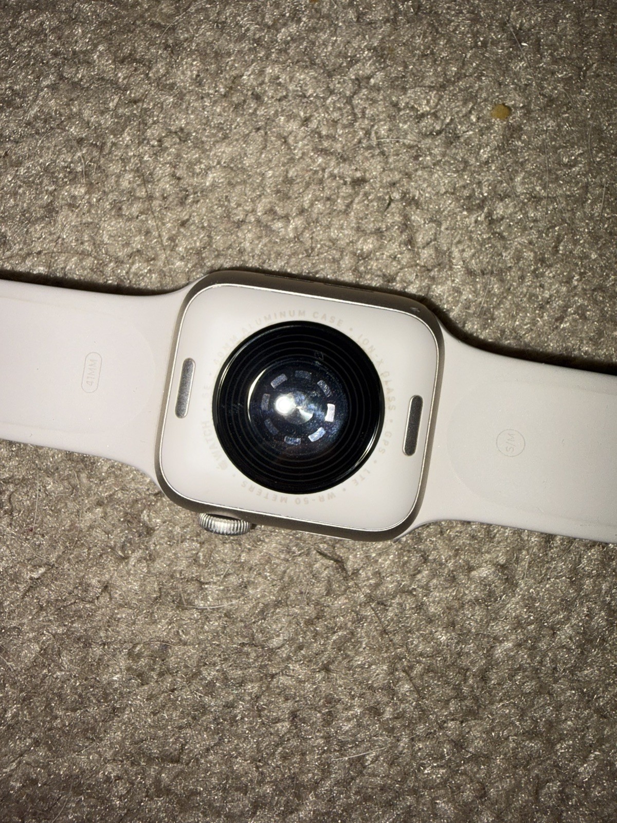 Apple Watch SE (2022) 2nd Gen 40mm A2726 (GPS + Cellular) Starlight (Very Good)