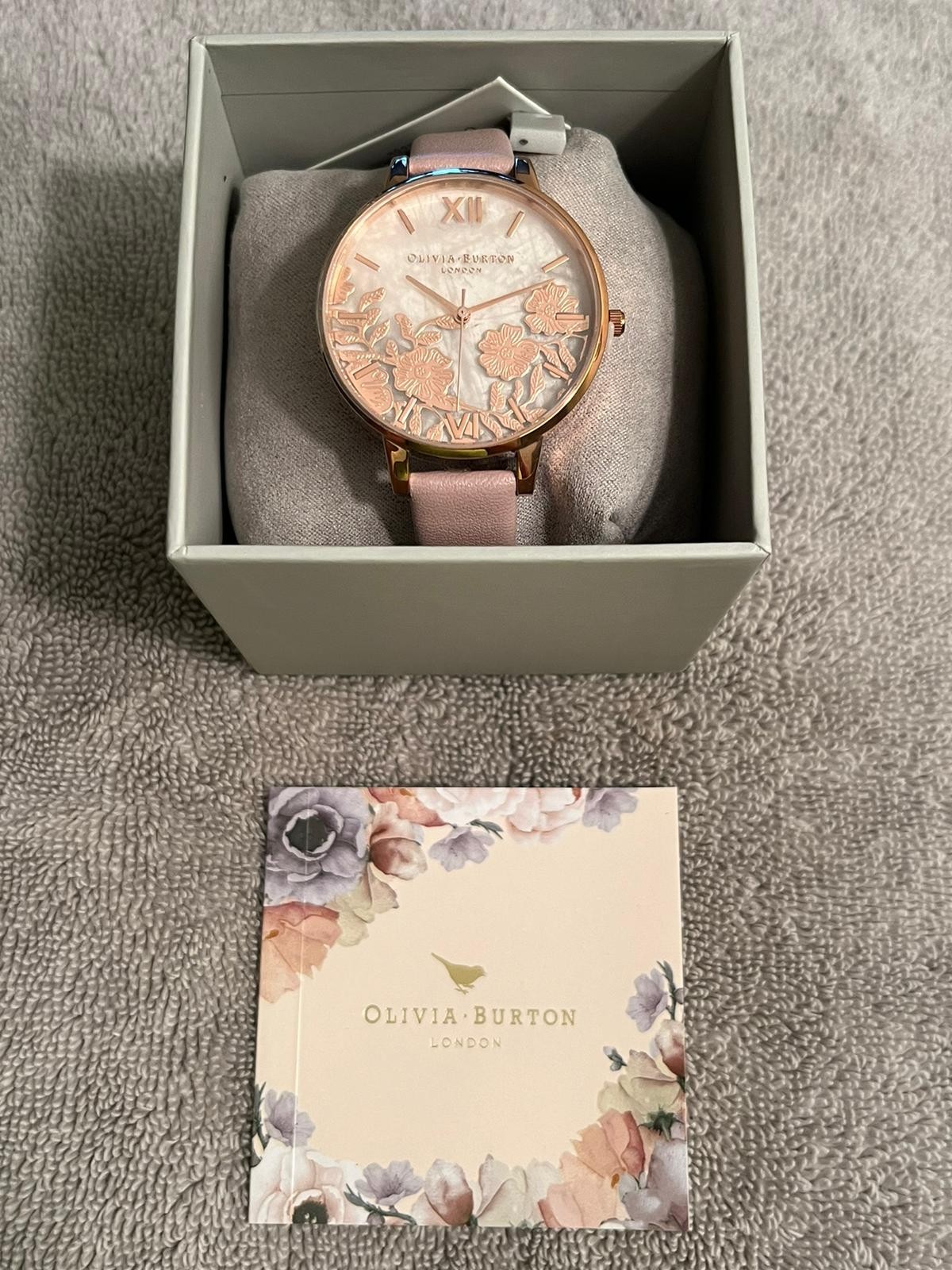 $215 Olivia Burton 0816EX111 Womens Rose Sand Quartz Watch