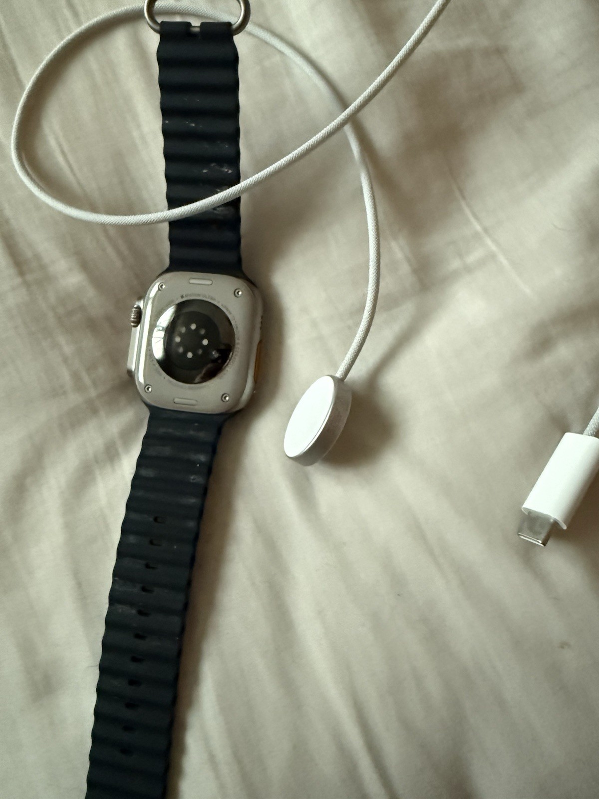 Apple Watch Ultra 49mm Titanium Silver Black Rubber Band GPS Waterproof
