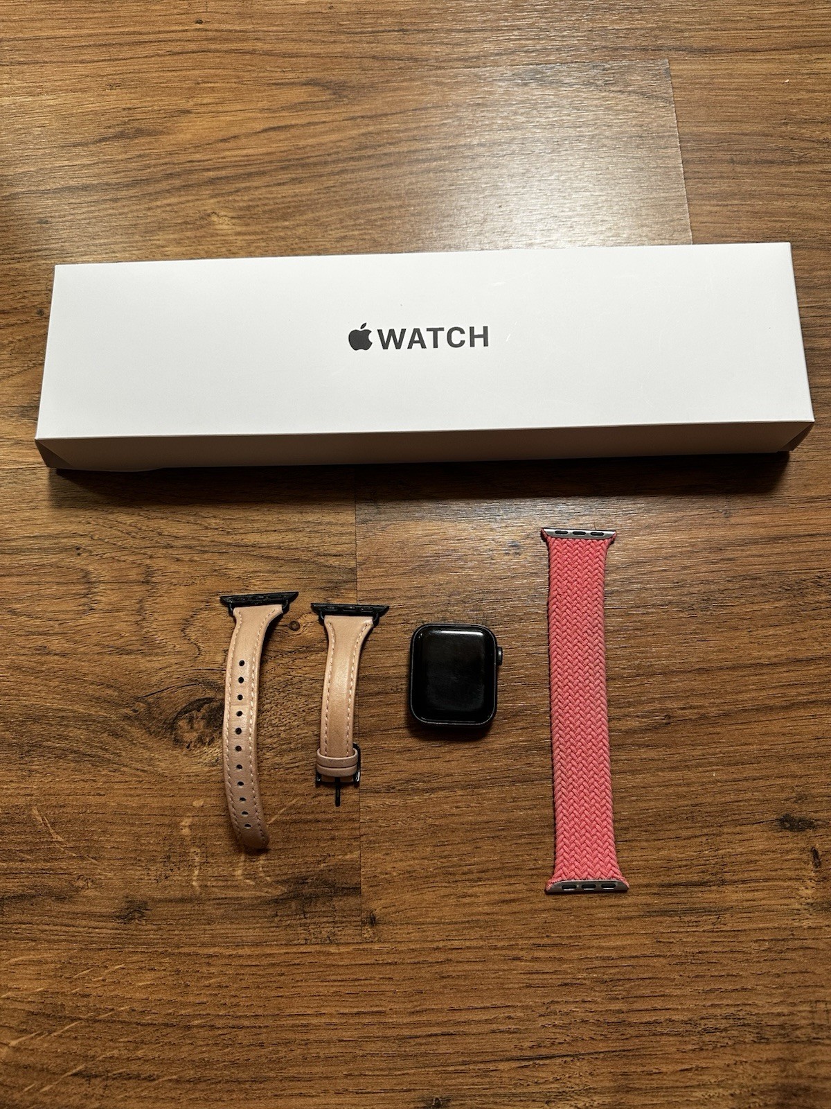 Apple Watch SE 40mm Space Gray – Purchased 2021