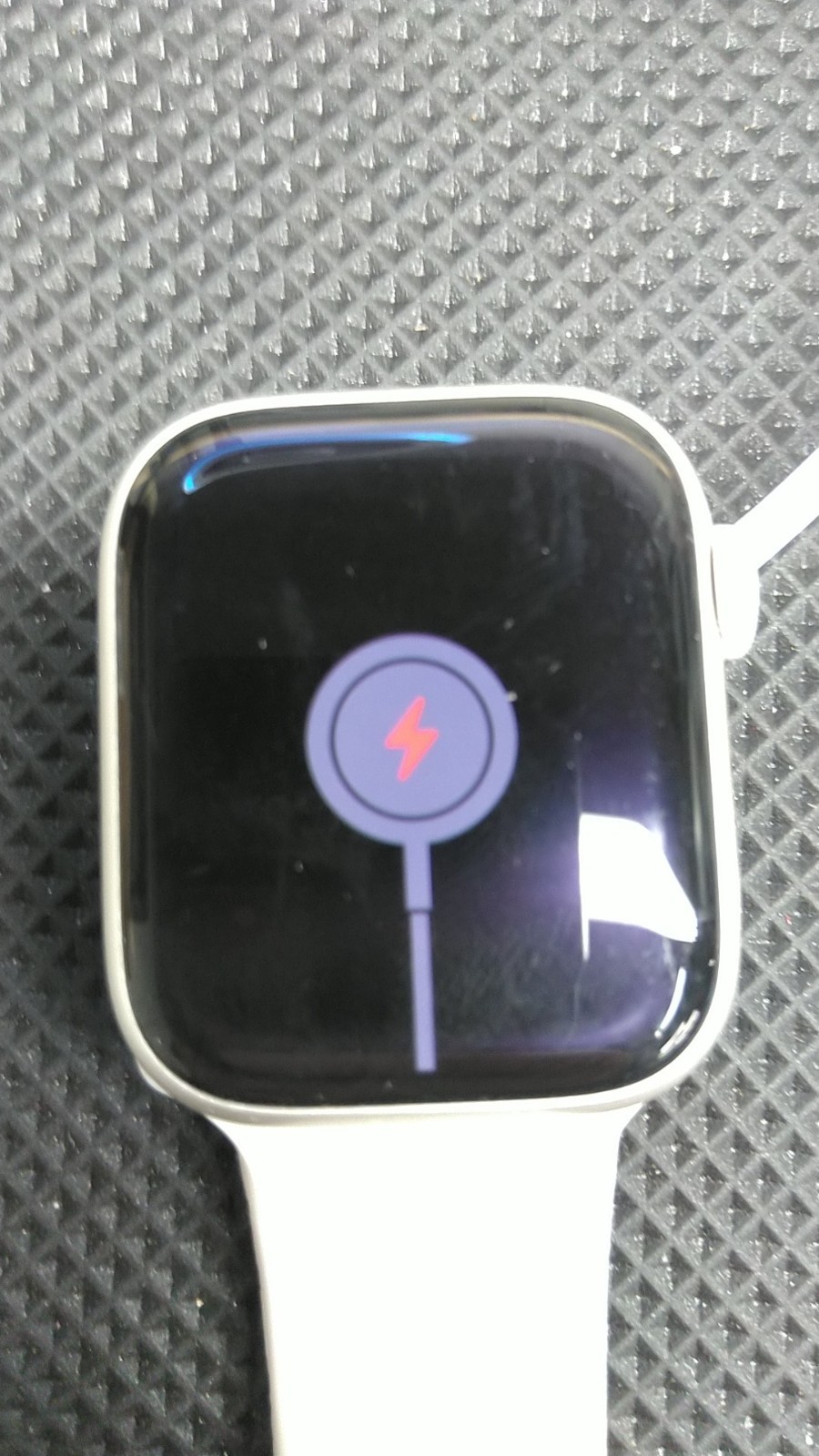 Apple Watch Series 8 Smartwatch 41mm OLED Display Water Resistant – Starlight