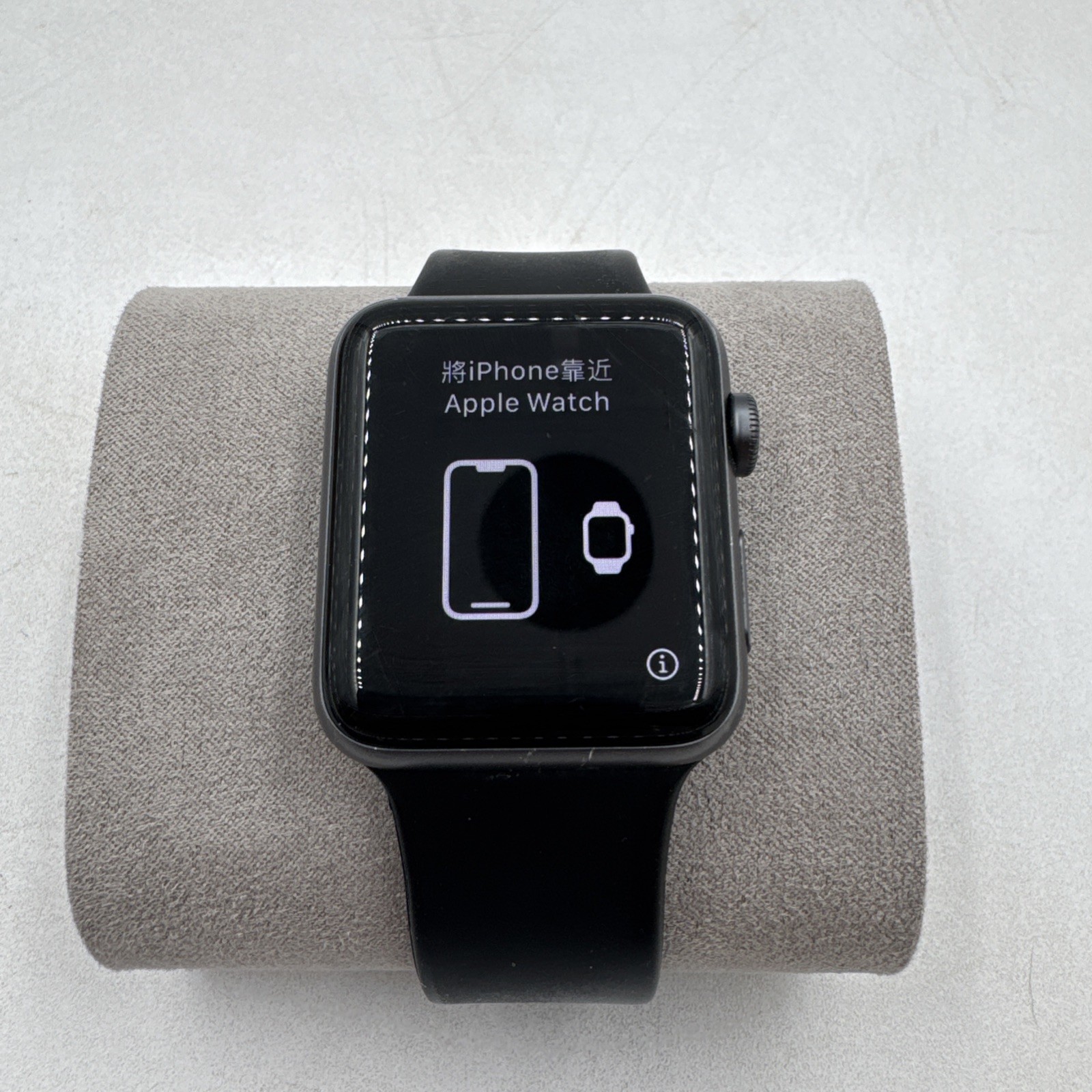 Apple Watch Series 3 42mm, black/grey, Aluminum