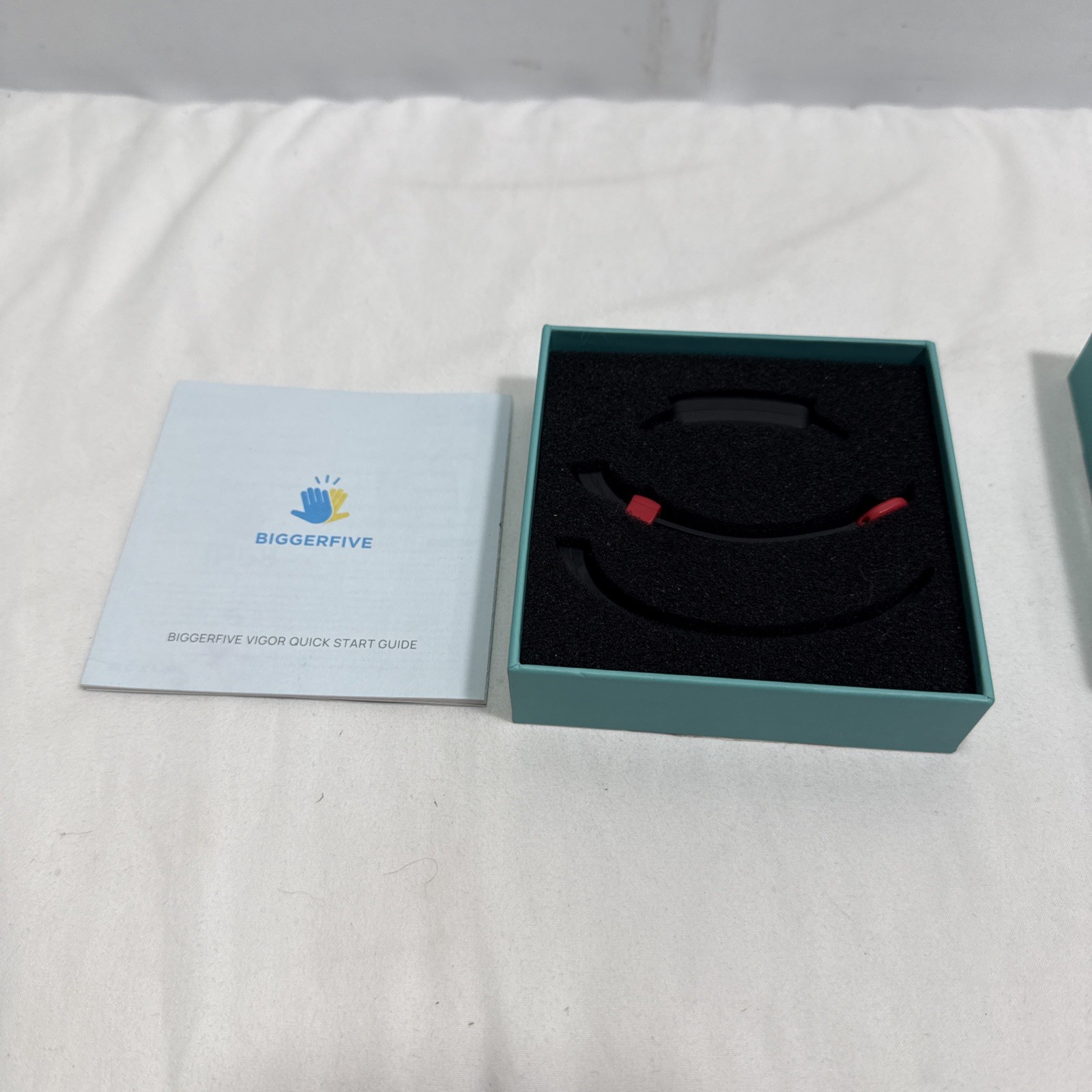 Biggerfive Vigor Fitness Tracker Watch BF160, Black