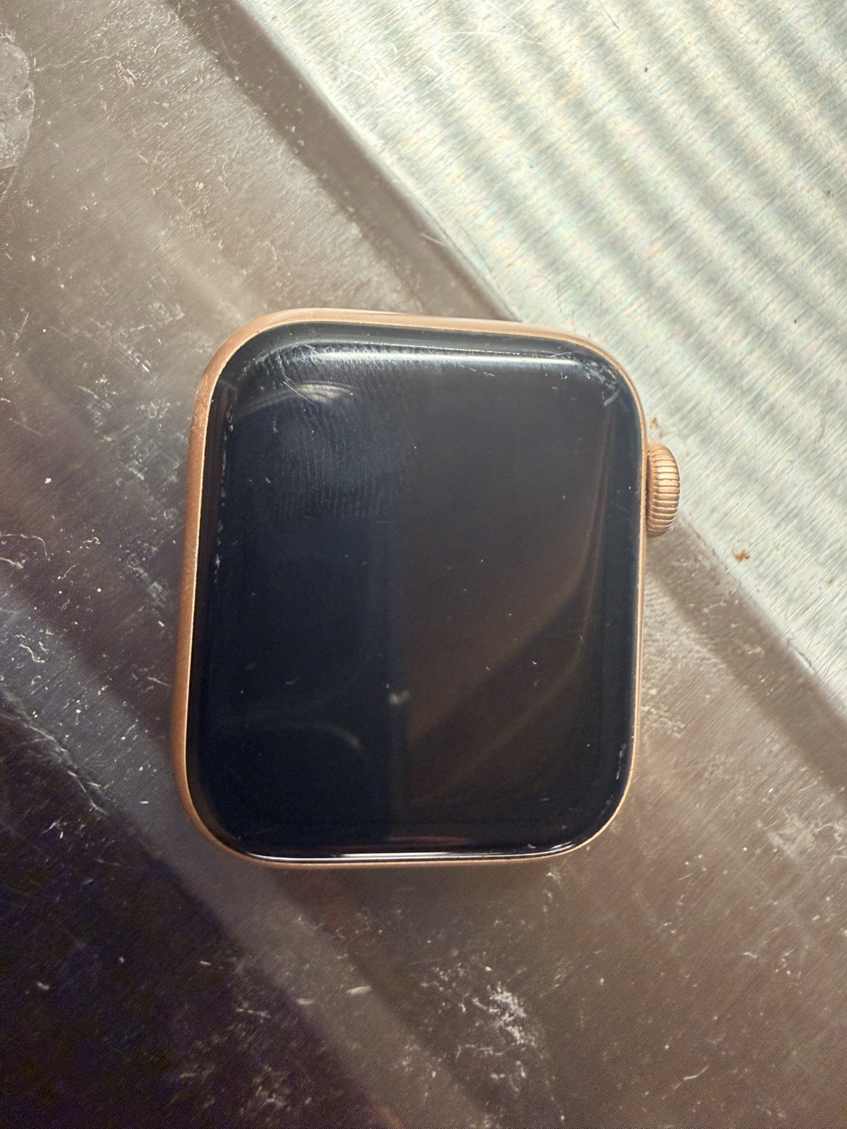 Apple Watch Series 6 40mm Fair Condition | GPS (NO BAND)