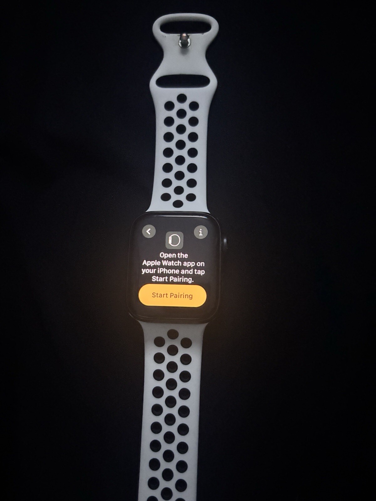 Apple Watch Series 6 44mm Space Gray Aluminum Case with Black Sport Band