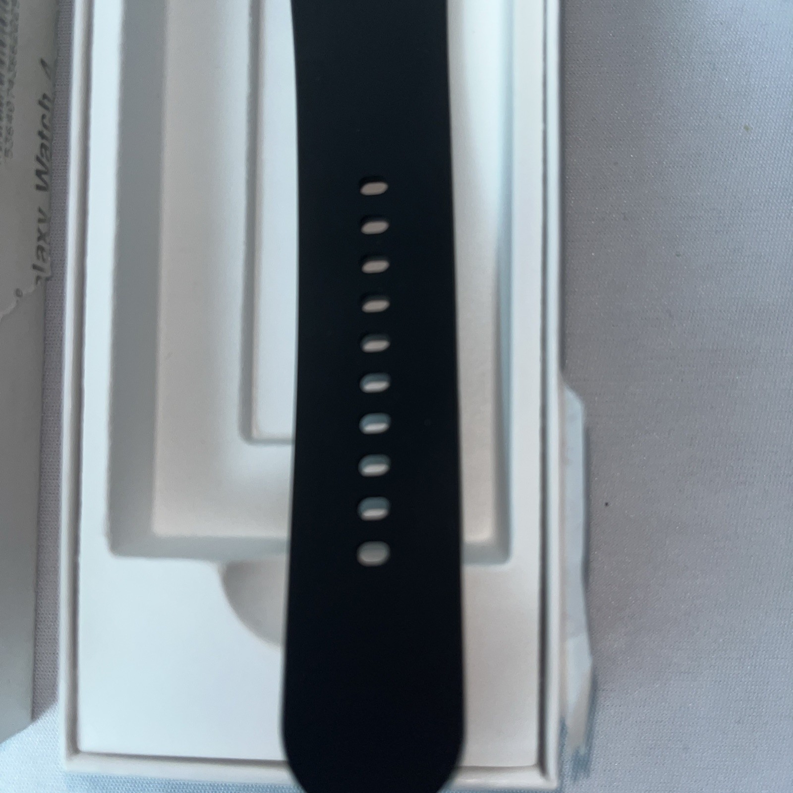 Samsung Galaxy Watch 4 40mm Silver 16GB open box never used