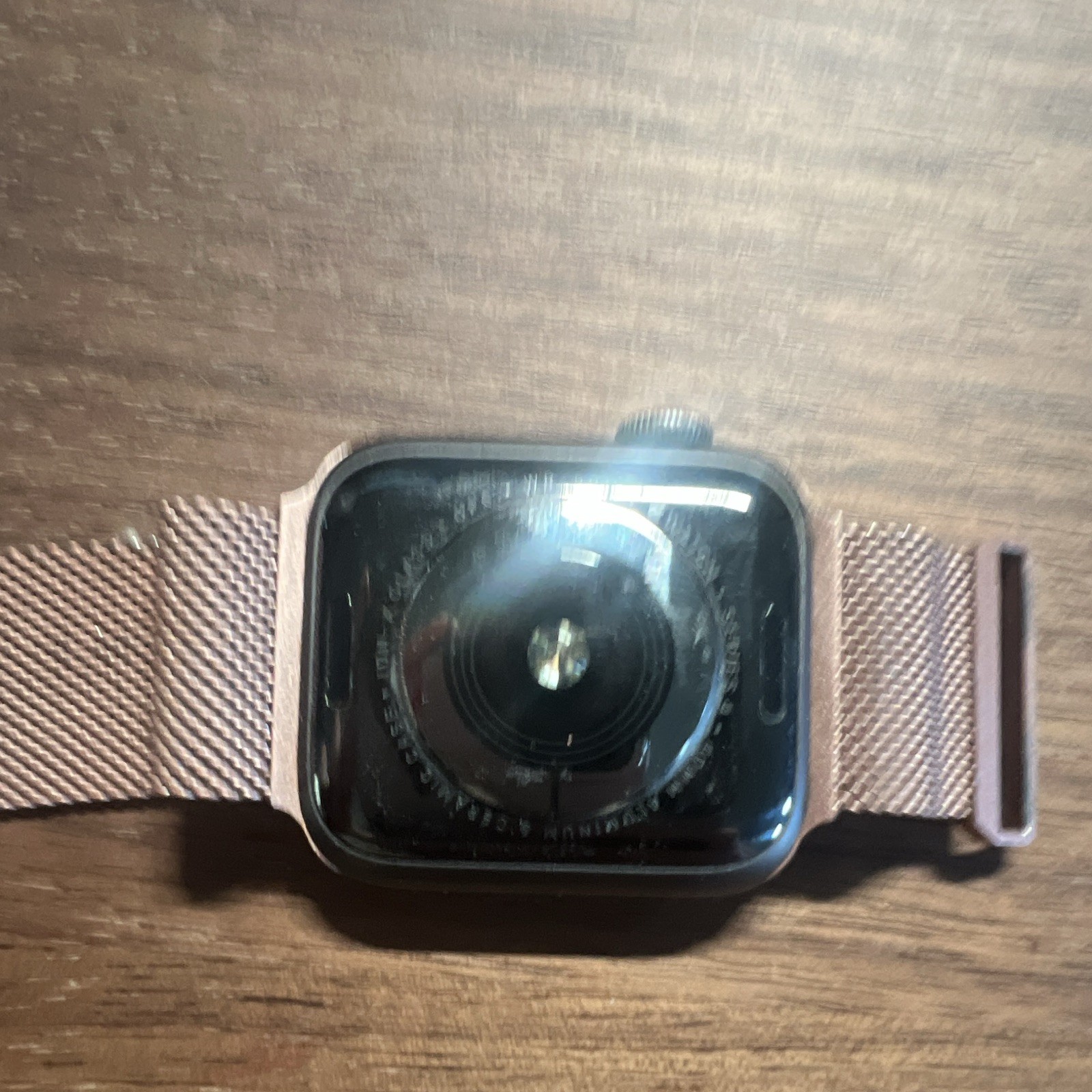 Apple Watch Series 4 40mm Silver Aluminum, Pink Metal Band, Heart Rate