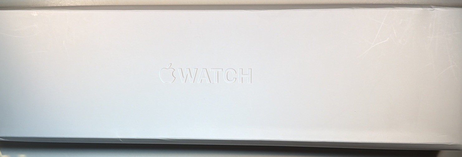 Apple Watch Series 6 40mm GPS Gold Aluminum w/ 2 bands