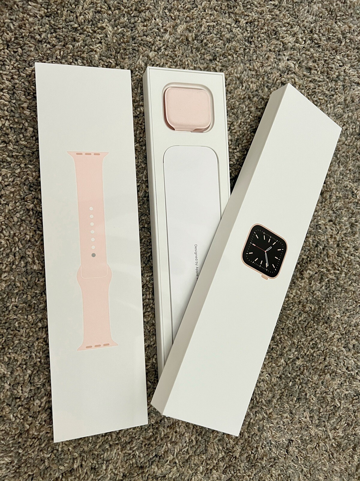 Apple Watch Series 6 40mm Gold Aluminum Case with Pink band Cellular+GPS