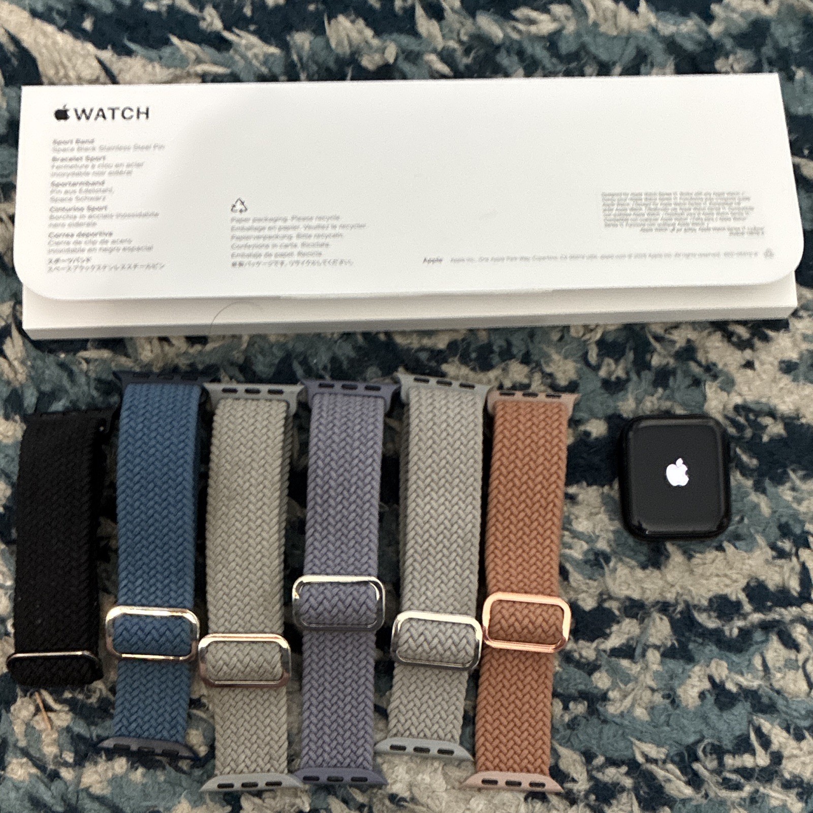 Apple Watch SE 2 40mm Black with Multicolored Bands and Sports Band