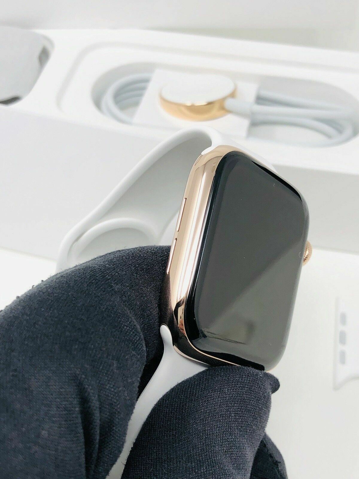 24K Rose Gold Plated 44MM Apple Watch SERIES 4 With White Sport Band
