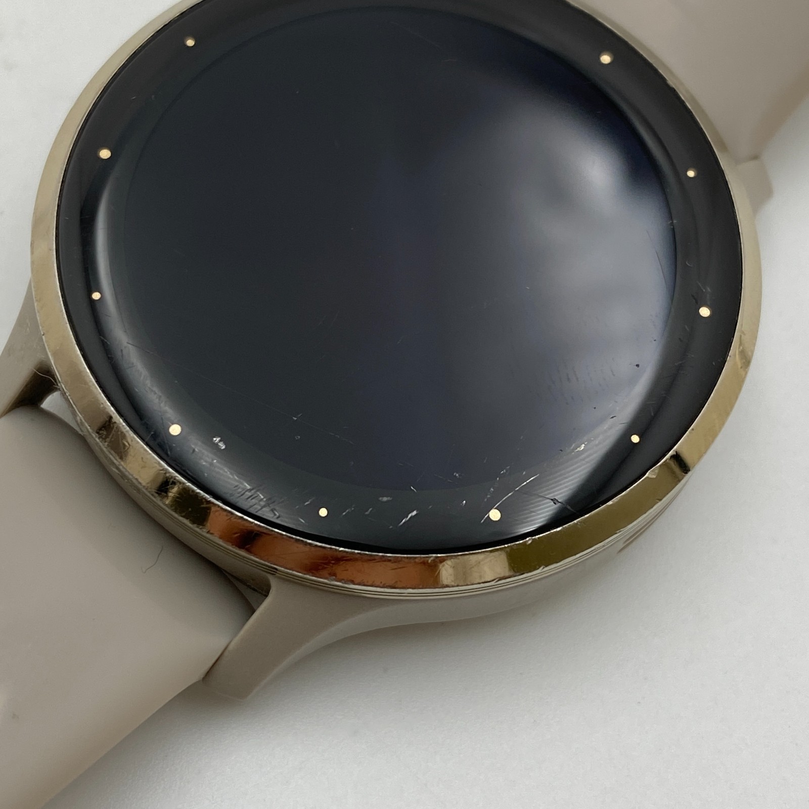 Garmin Venu 3s – 41mm – French Gray Health & Fitness GPS Smartwatch – Fair Cond.