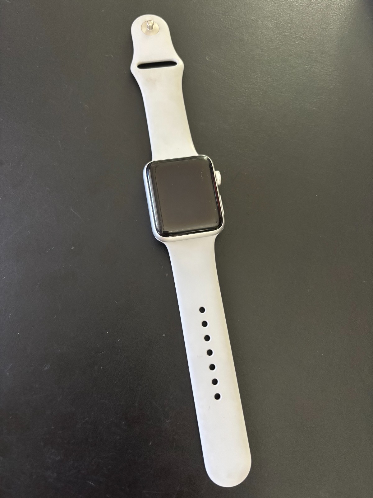 Apple Watch Series 3 GPS Cellular 42mm Aluminum Gray Case (A1861) + extra band
