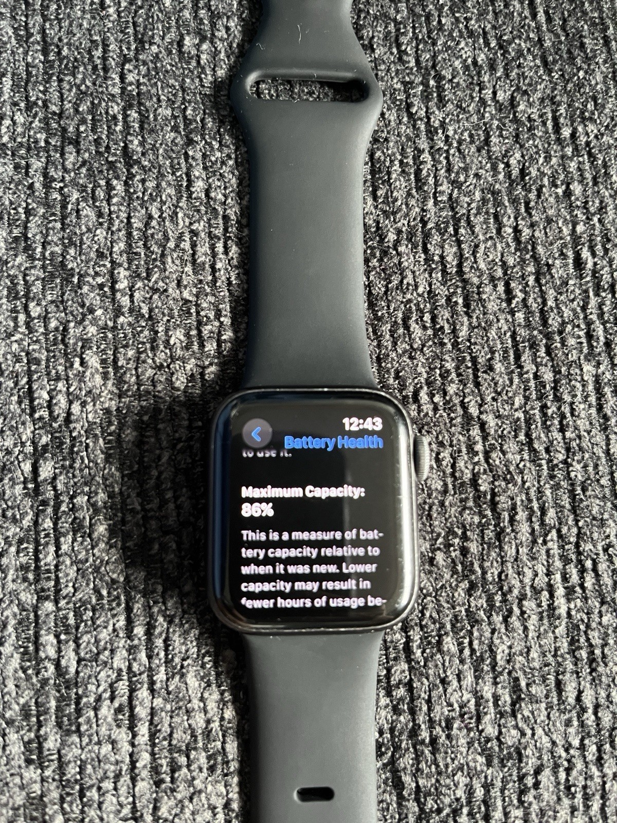 Apple Watch SE 1st Generation 40mm GPS Unlocked