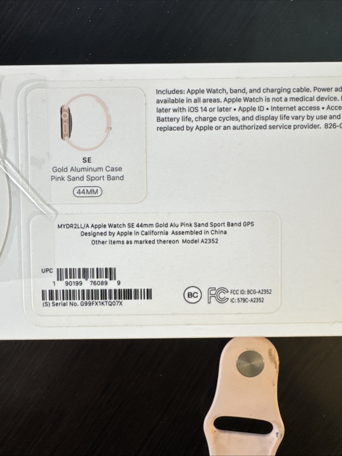 Apple Watch SE 44mm Gold Aluminum Case with Pink Sand Sport Band – Regular (GPS)