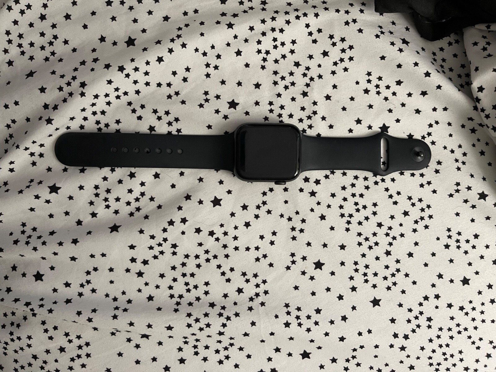 Apple Watch Series 5 44mm Space Gray Aluminium Case with Black Sport Band – S/M