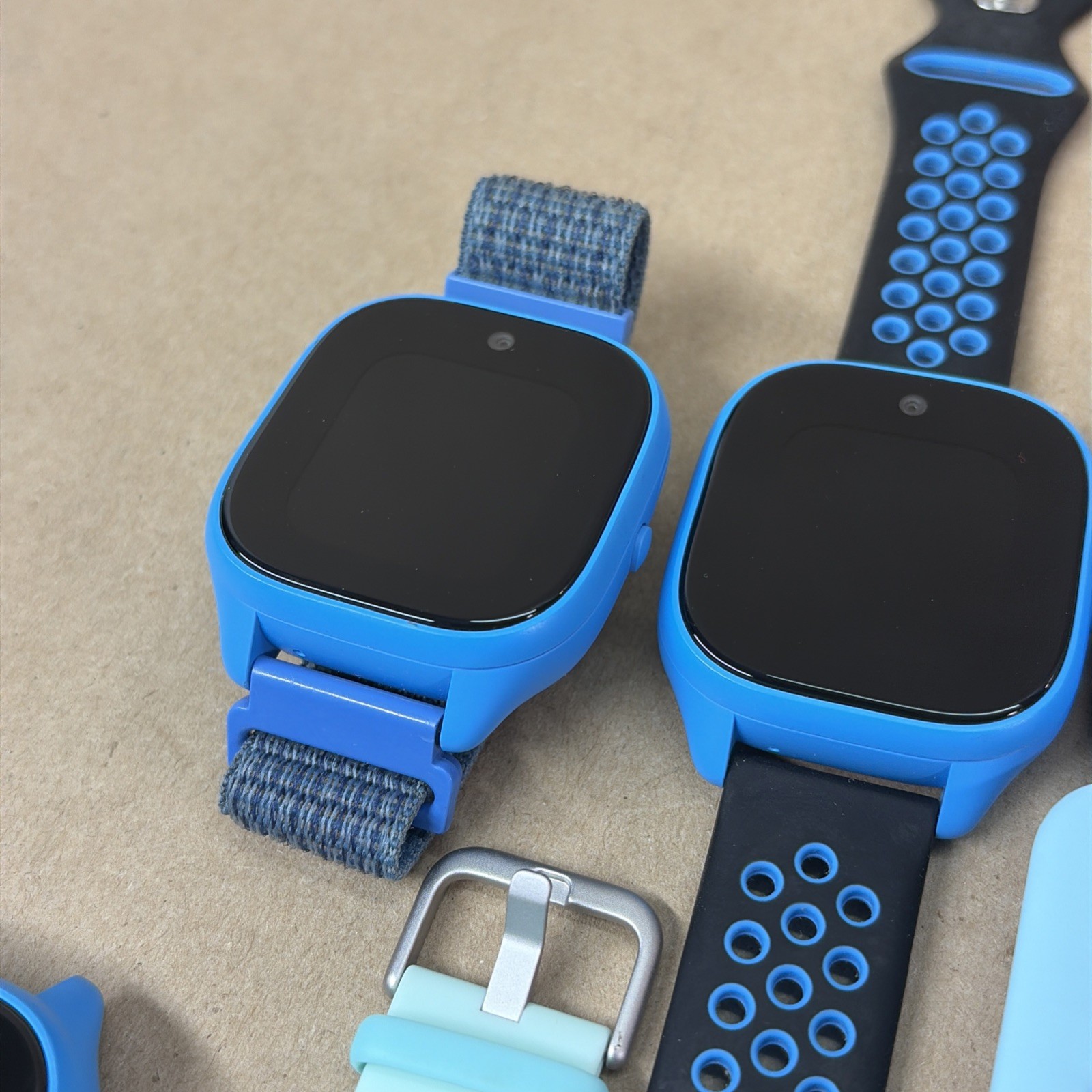 Gizmo Watch 3 Lot of 14 Kids Smartwatch QTAX57 Verizon UNTESTED
