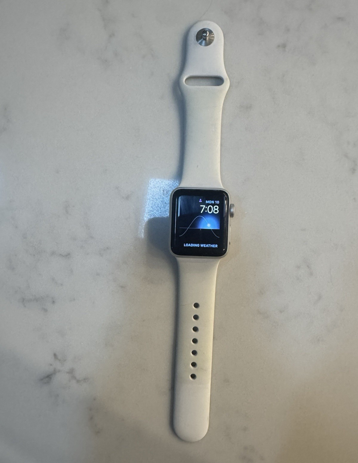 Apple Watch Series 3, 38mm Silver Case and White Silicone Band